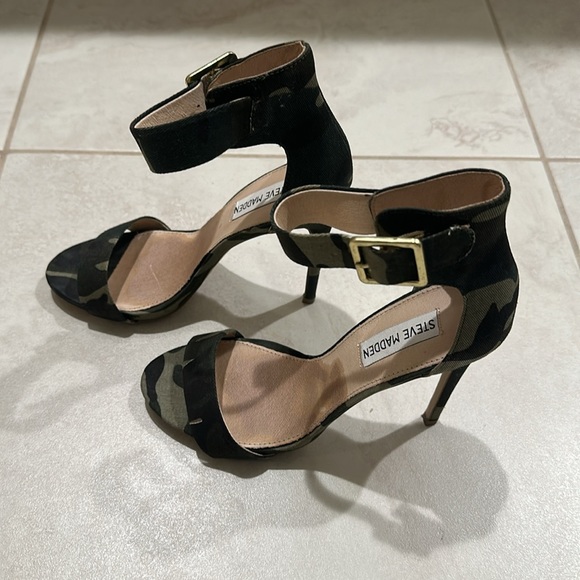 Steve Madden Marlene - Picture 2 of 3